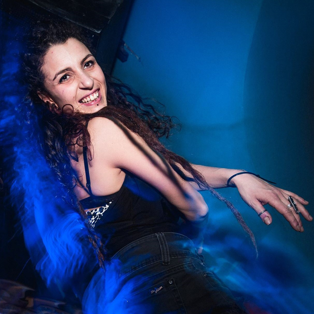Simonetta Marinuzzi (Sapo) - Hip Hop e Commercial - Videodance